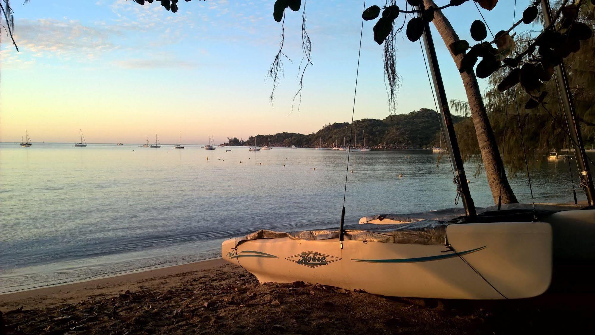 Magnetic Island Bed And Breakfast Horseshoe Bay Esterno foto